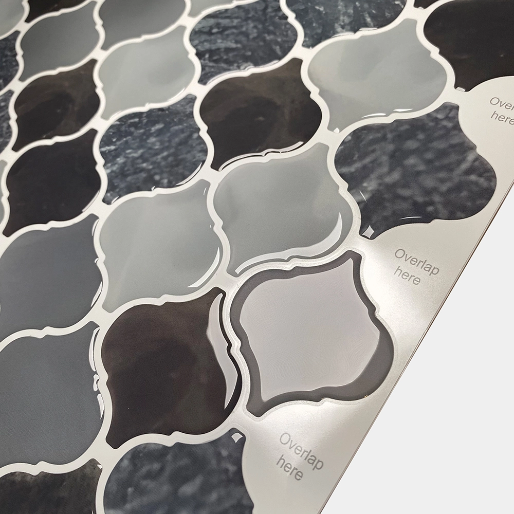 HarteFlooring_Stickers3D-Ogee-GrisBlancoNegro_detalle_Gris.webp